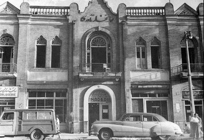 کافه معروف نادری در دهه ۳۰ + عکس