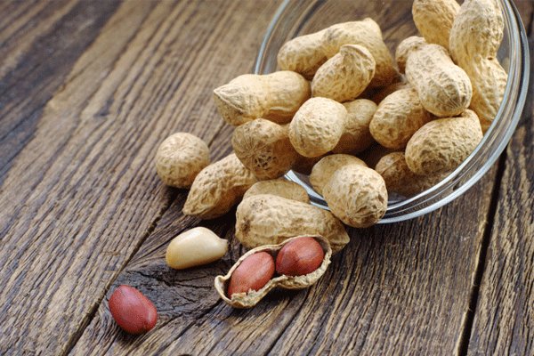 درمان آلرژی به بادام زمینی با خمیر دندان!