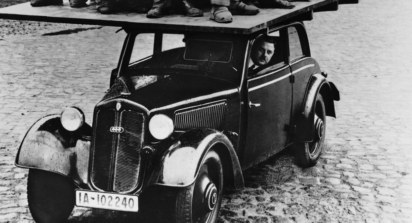 مقاومت باورنکردنی خودروی آلمانی در ۹۰ سال پیش! + عکس