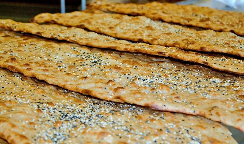 استفاده از سبوس خام بر روی خمیر نان در نانوایی‌ها ممنوع