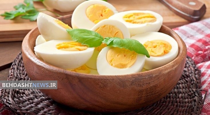 اهمیت خوردن تخم مرغ آب پز در وعده صبحانه