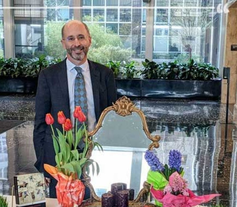 مقام آمریکایی معروف کنار سفره هفت سین+عکس