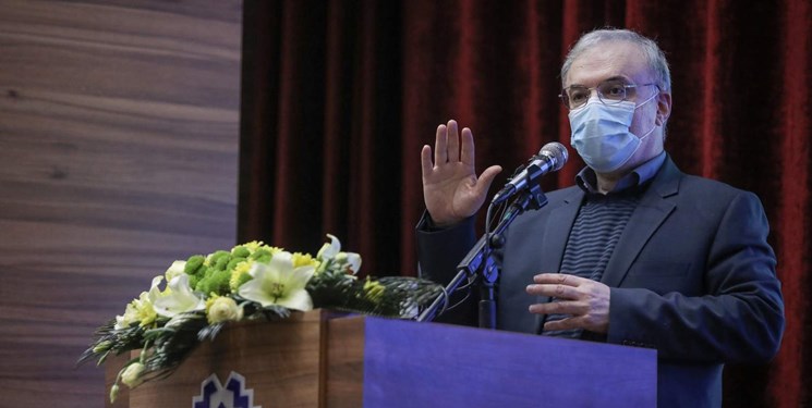 گلایه «نمکی» از صف‌های تهیه ارزاق و اولویت گردشگری بر سلامت