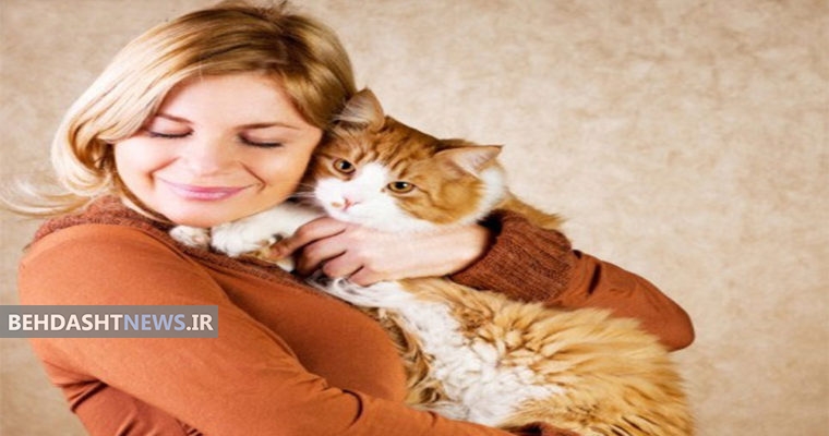 زنان باردار حتما باید از گربه دوری کنند