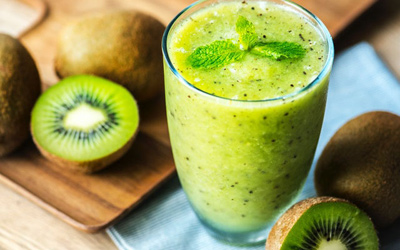 اگر هر روز 3 کیوی بخورید، چه کمکی به بدن شما می کند؟