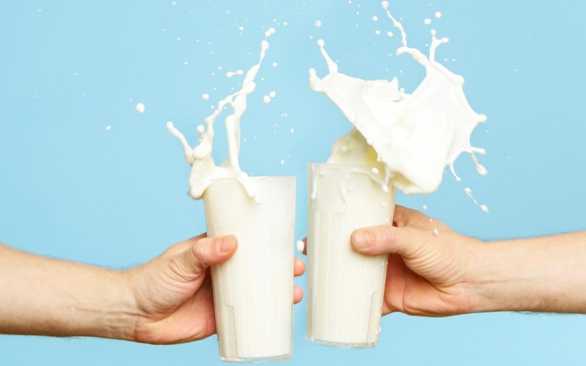 علایم   کمبود  ویتامین‌های  شیر ( B) در بدن  | اختصاصی
