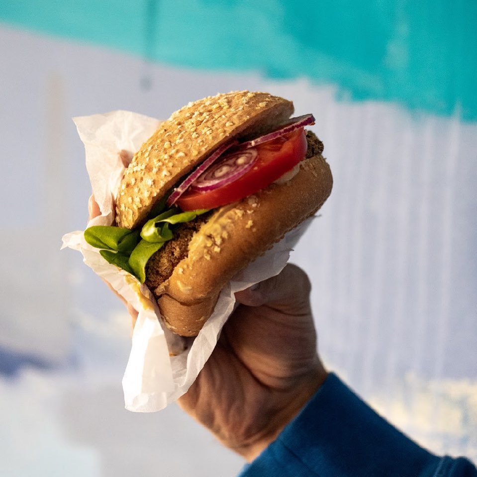 همبرگر زیاد نخورید+ دلیل