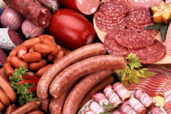مصرف خمیرمرغ در سوسیس و کالباس مشروط شد