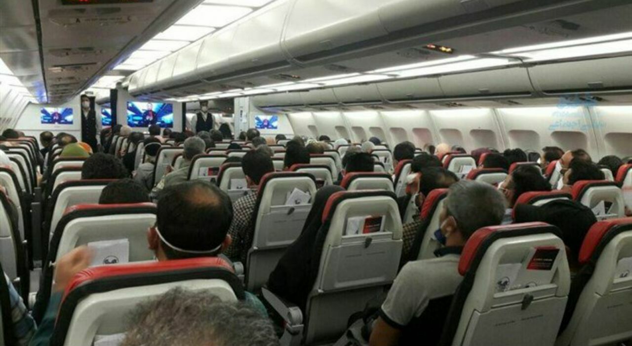 مناطق بسیار کثیف هواپیما که احتمالا از وجود آن‌ها بی خبر هستید