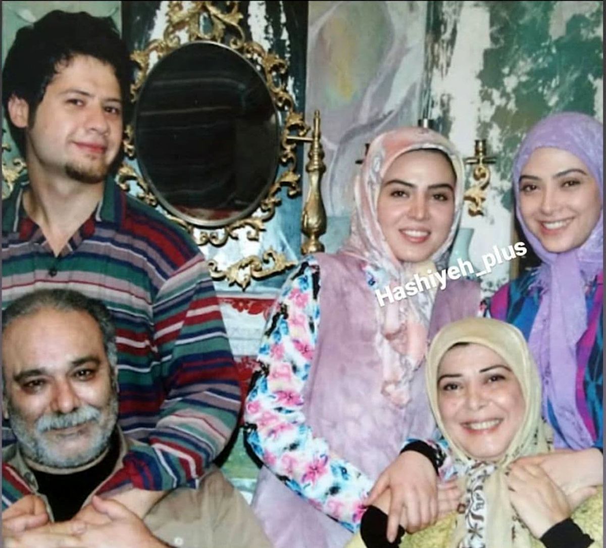 عکسی از سریال خاطره انگیز سه در چهار