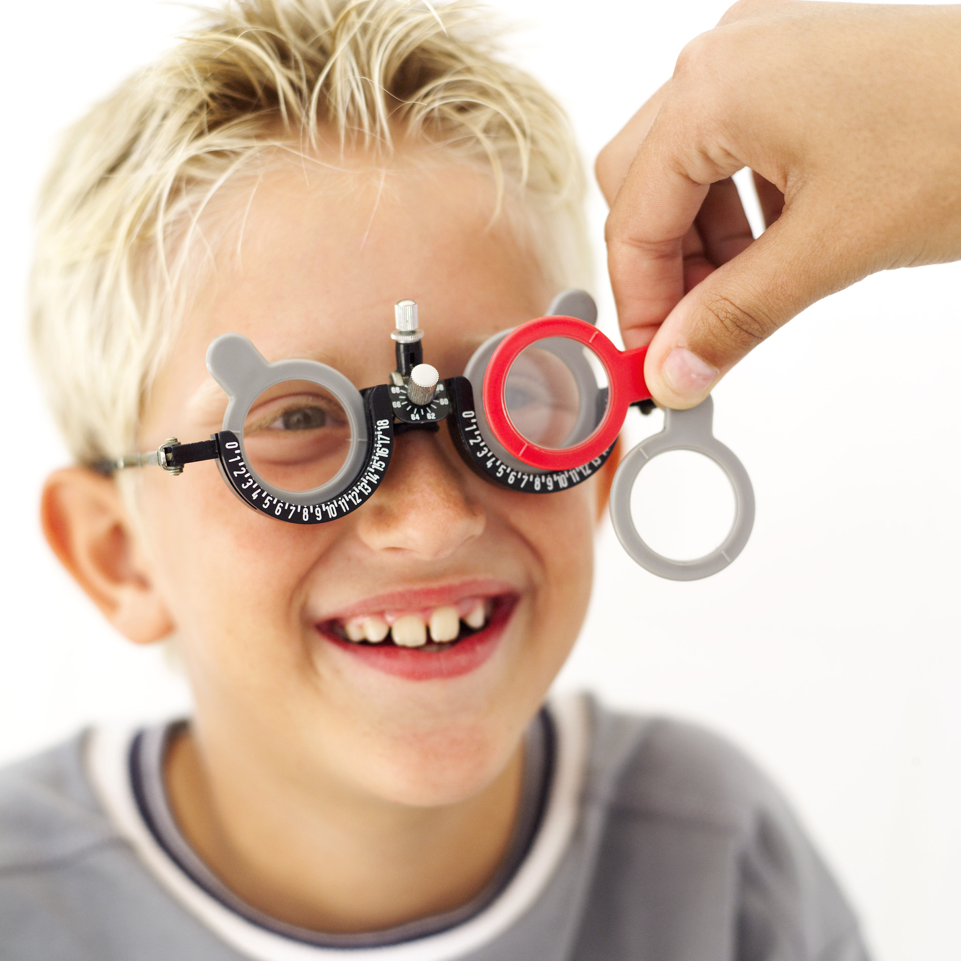 عادتی خطرناک هنگام دوش گرفتن که ممکن است باعث نابینائی شود!