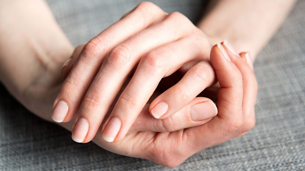 اگر ناخنتان آبی رنگ می شود، دچار سیانوز هستید! 