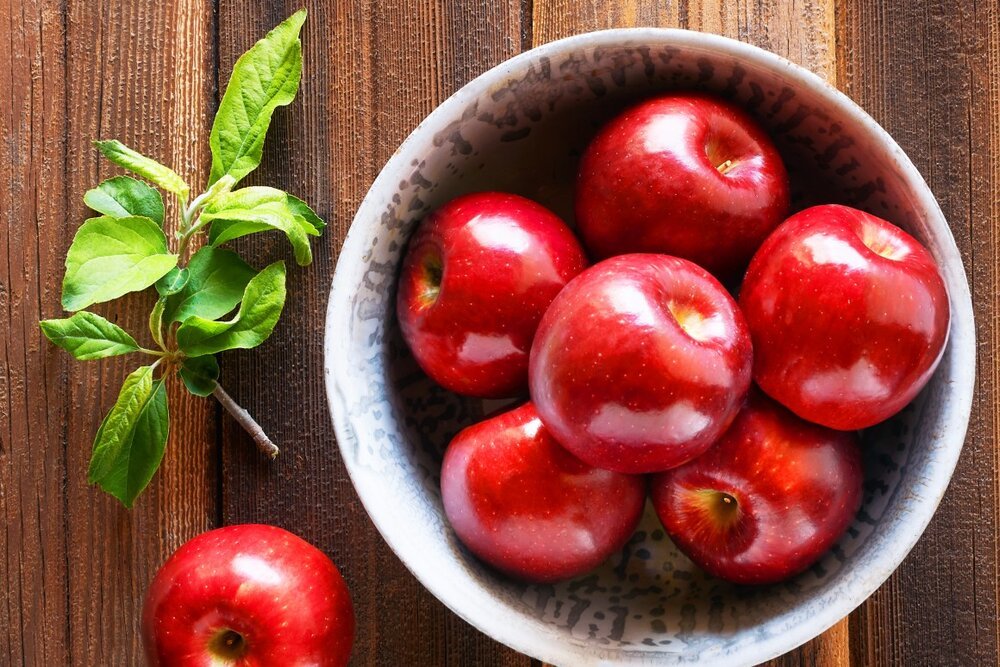  آیا خوردن روزانه یک عدد سیب ما را از بیماری دور می‌کند؟ 