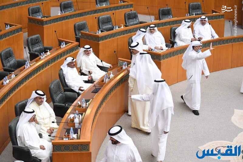 لغو جلسه پارلمان کویت به‌ علت نشستن نمایندگان در جایگاه وزیران! + عکس