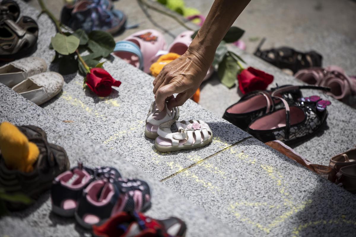 تجا‌وز جنسی و قتل عام، سرنوشت کودکان بومی در مدارس کاتولیک کانادا + عکس و فیلم