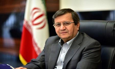 همتی با چه خودرویی وارد محل مناظره شد؟ + عکس