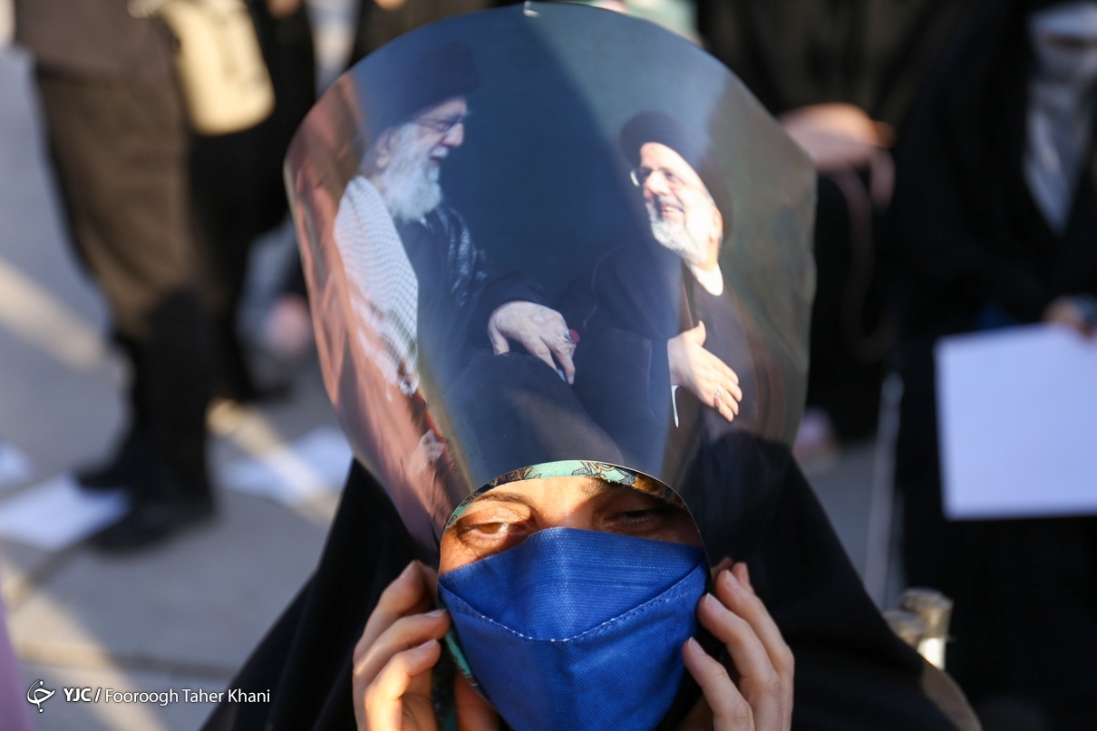 تجمع حامیان رئیسی در میدان هفت تیر + عکس