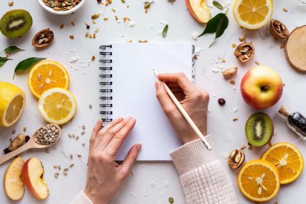 نکات تغذیه‌ای رژیمی برای خانم‌ها