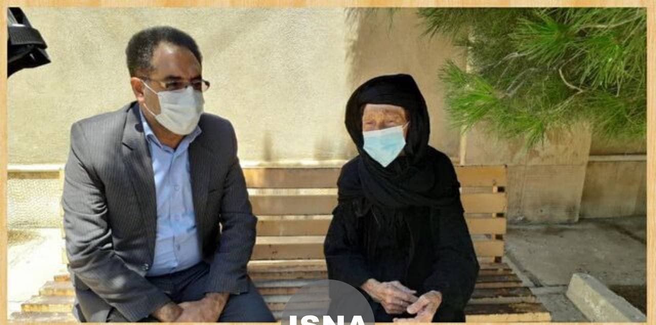 حضور بانوی 110 ساله هرسینی پای صندوق رای! + عکس