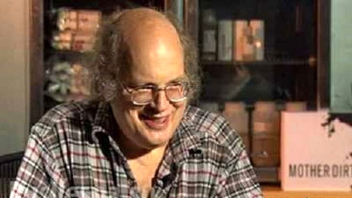 دانشمند آمریکایی که ۱۲ سال حمام نرفت! + عکس