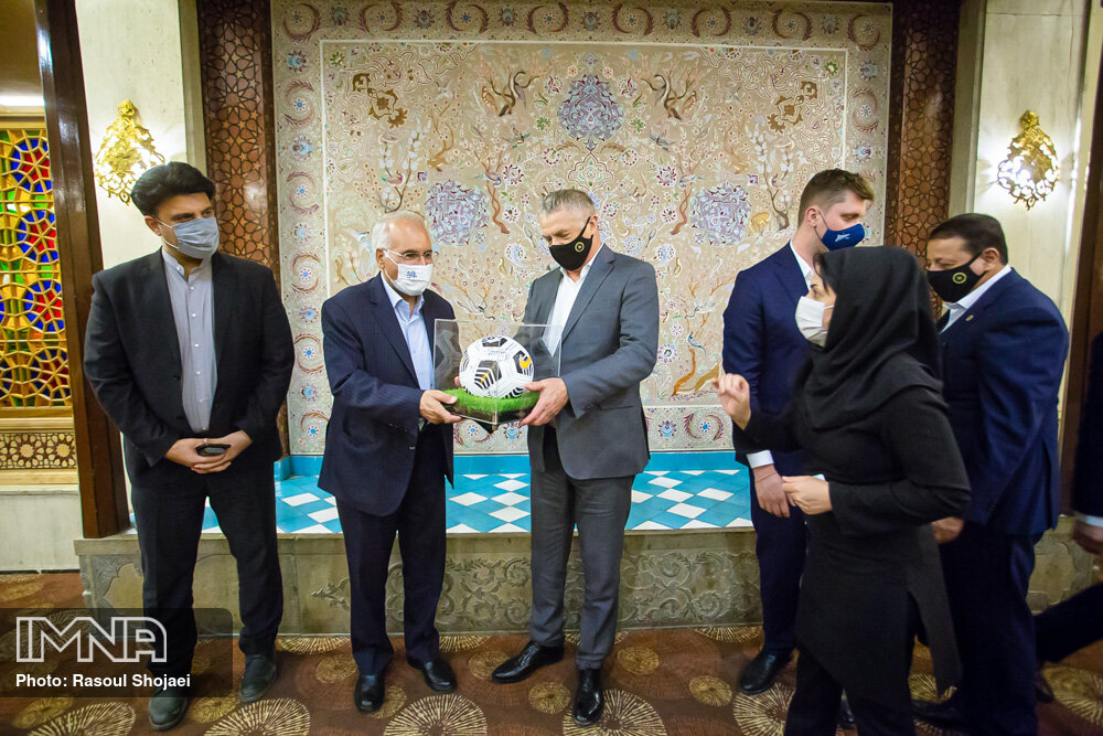 ضیافت شهردار اصفهان با هیئت مدیره باشگاه زنیت سنت پترزبورگ + عکس