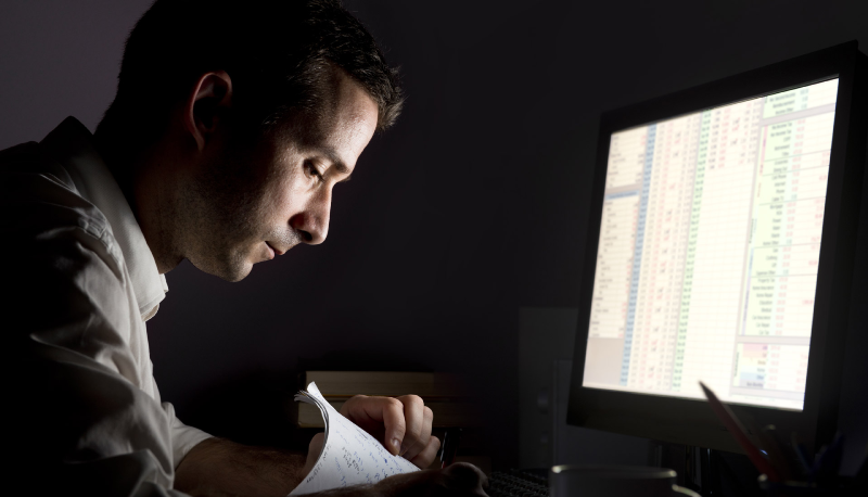 ساعات کار طولانی چه بلایی سرتان می آورد