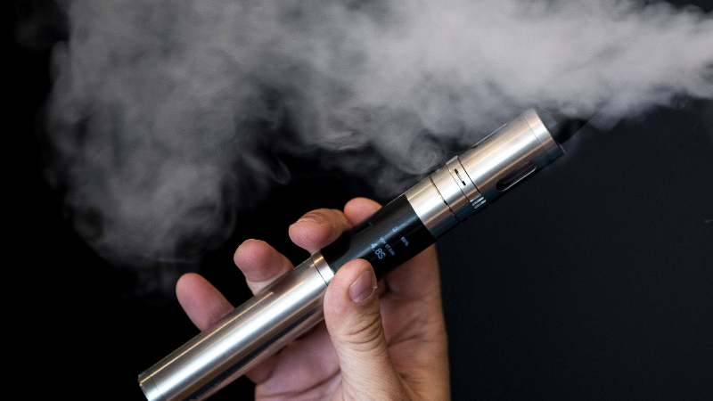 آیا سیگار الکتریکی ابتلا به کرونا را افزایش می دهد؟