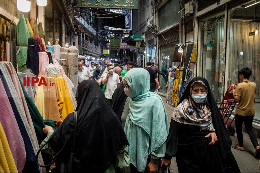  شلوغی بازار تهران در شرایط قرمز کرونا+ عکس
