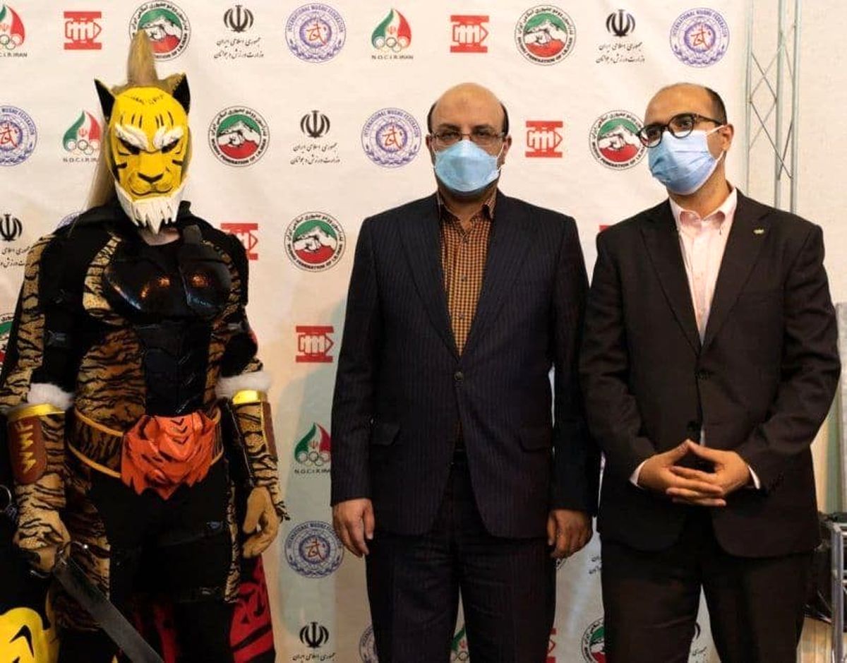 رونمایی شوکه کننده از یک نماد عروسکی +عکس