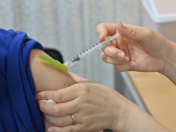 اورژانس توانایی واکسیناسیون روزانه تا ۱۰۰ هزار دُز را دارد