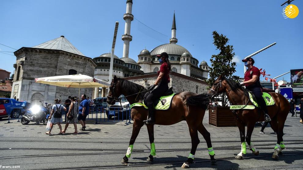 محبوبیت پلیس اسب سوار در ترکیه + عکس