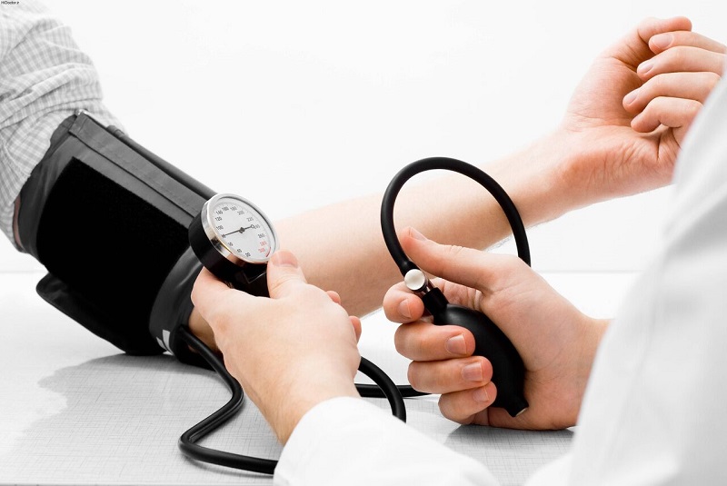 فشار خون طبیعی برای سنین مختلف چه عددی است؟+ راهکارهای کنترل فشار خون