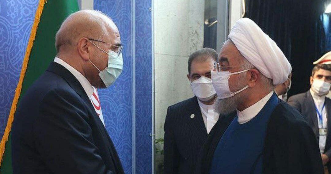 رفتار نامتعارف روحانی در هنگام حضور در مجلس + عکس