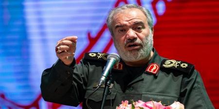 افتتاح بزرگترین مرکز واکسیناسیون شیراز با همکاری سپاه