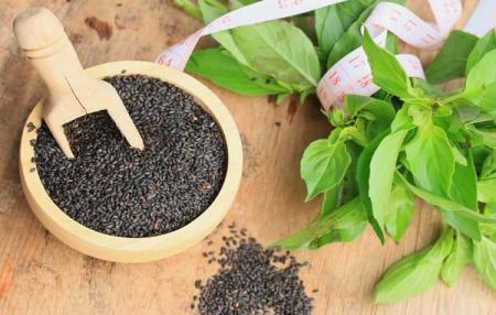  خاصیت های تخم ریحان