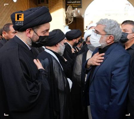سردار قاآنی و عمار حکیم در مراسم ترحیم آیت‌الله حکیم در نجف اشرف +عکس