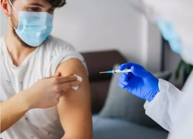 تصمیم بحث‌برانگیز پزشک آمریکایی در موردافراد واکسینه نشده