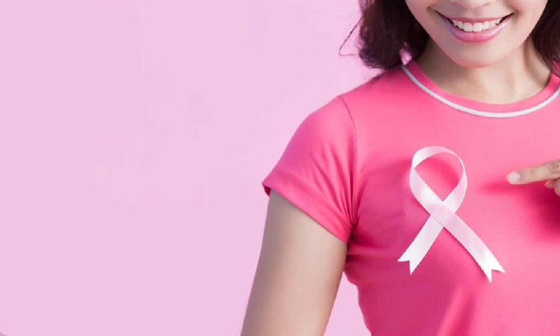 دو عامل تاثیرگذار در سرطان سینه چیست؟