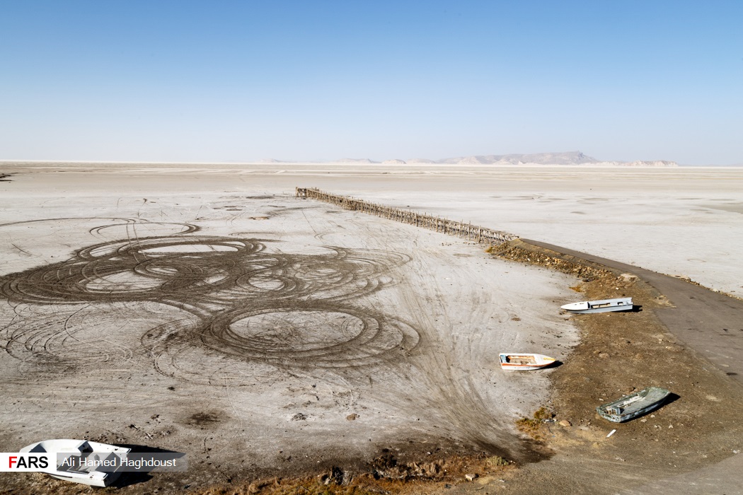 بیدار شدن هیولای طوفان‌های نمکی در دریاچه ارومیه +‌ عکس