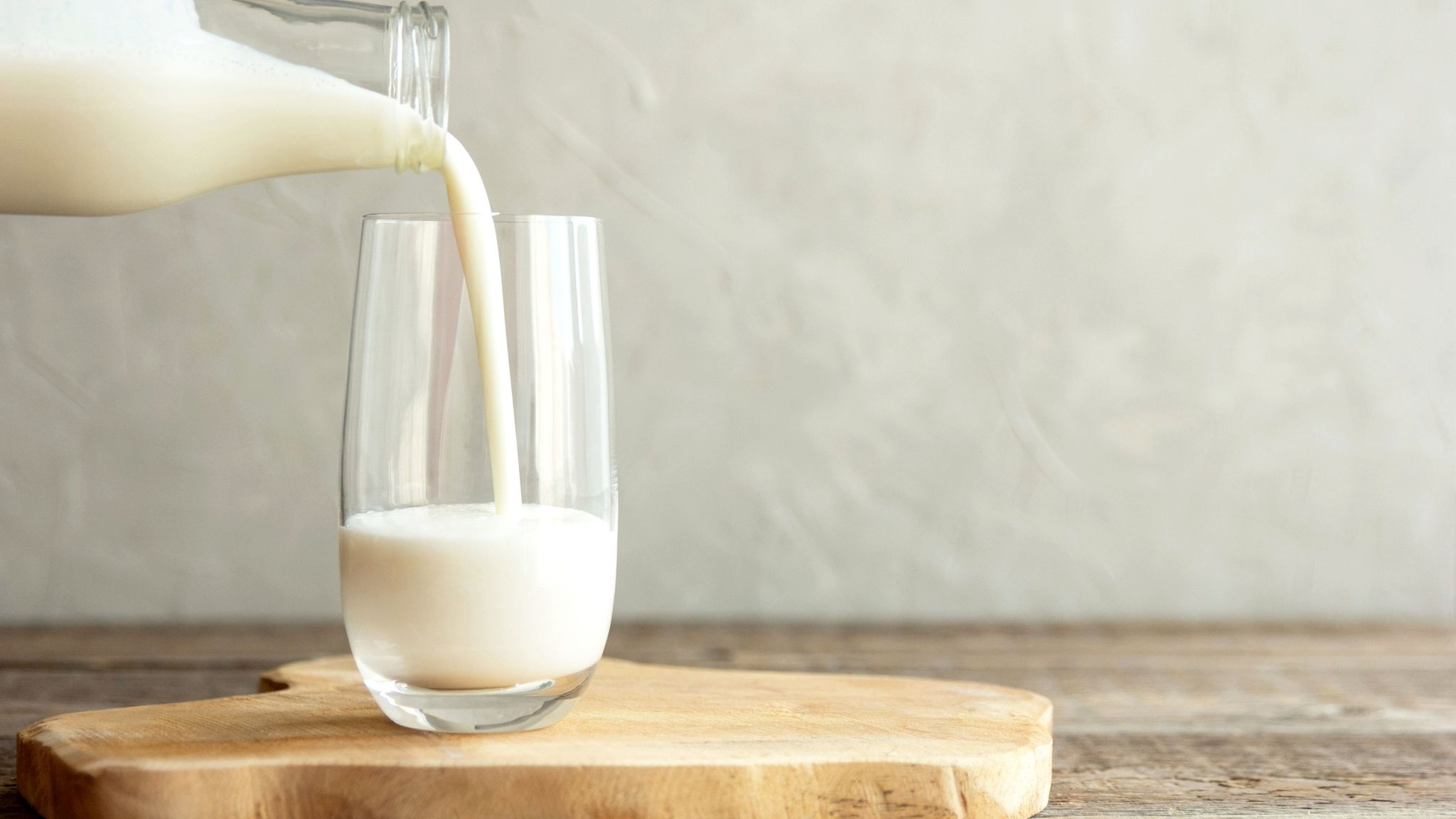 آیا خوردن شیر در کودکی باعث بروز بیماری دیابت می شود؟