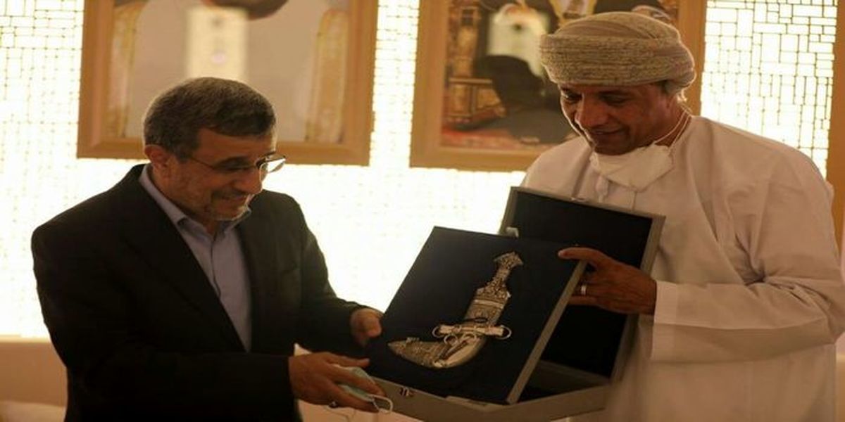 هدیه لاکچری عمانی ها احمدی نژاد در سفر دوبی +عکس