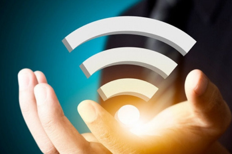 خطرات امواج WiFi در منزل چیست؟+ اینفوگرافیک 