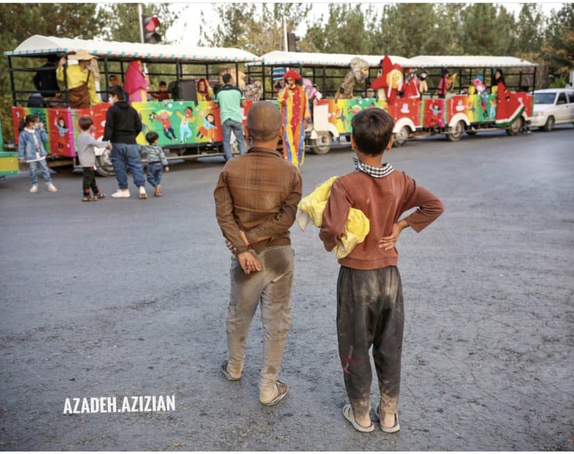 تصویری دردناک از جشنواره کودک و نوجوان در اصفهان +‌ عکس
