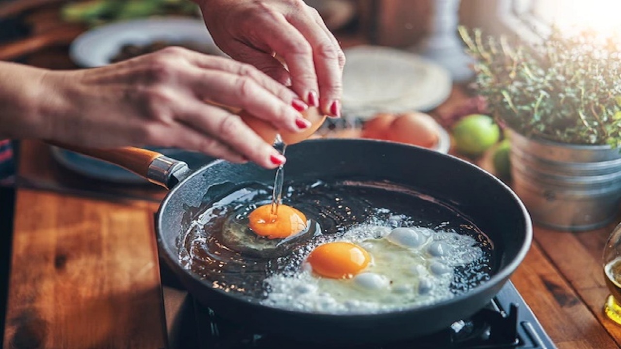 با مصرف هر روز تخم مرغ بخورید چه اتفاقی در بدن تان می افتد؟