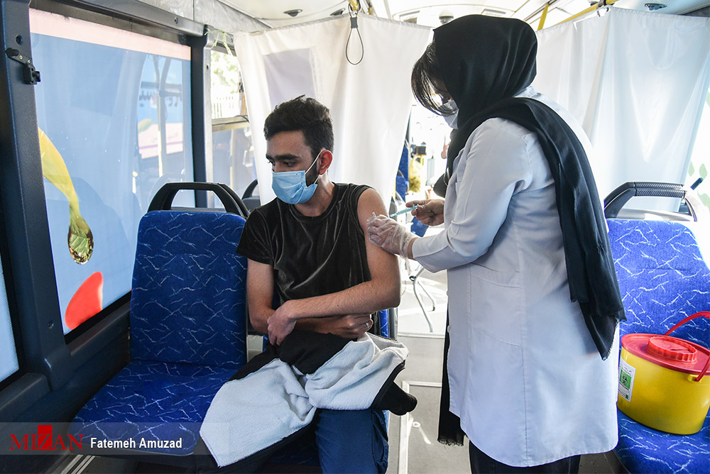 طرح واکسیناسیون سیار شهروندان تهرانی + عکس