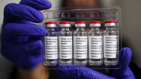 تحویل اولین محموله سنگین واکسن کرونا در آبان ماه به وزارت بهداشت 