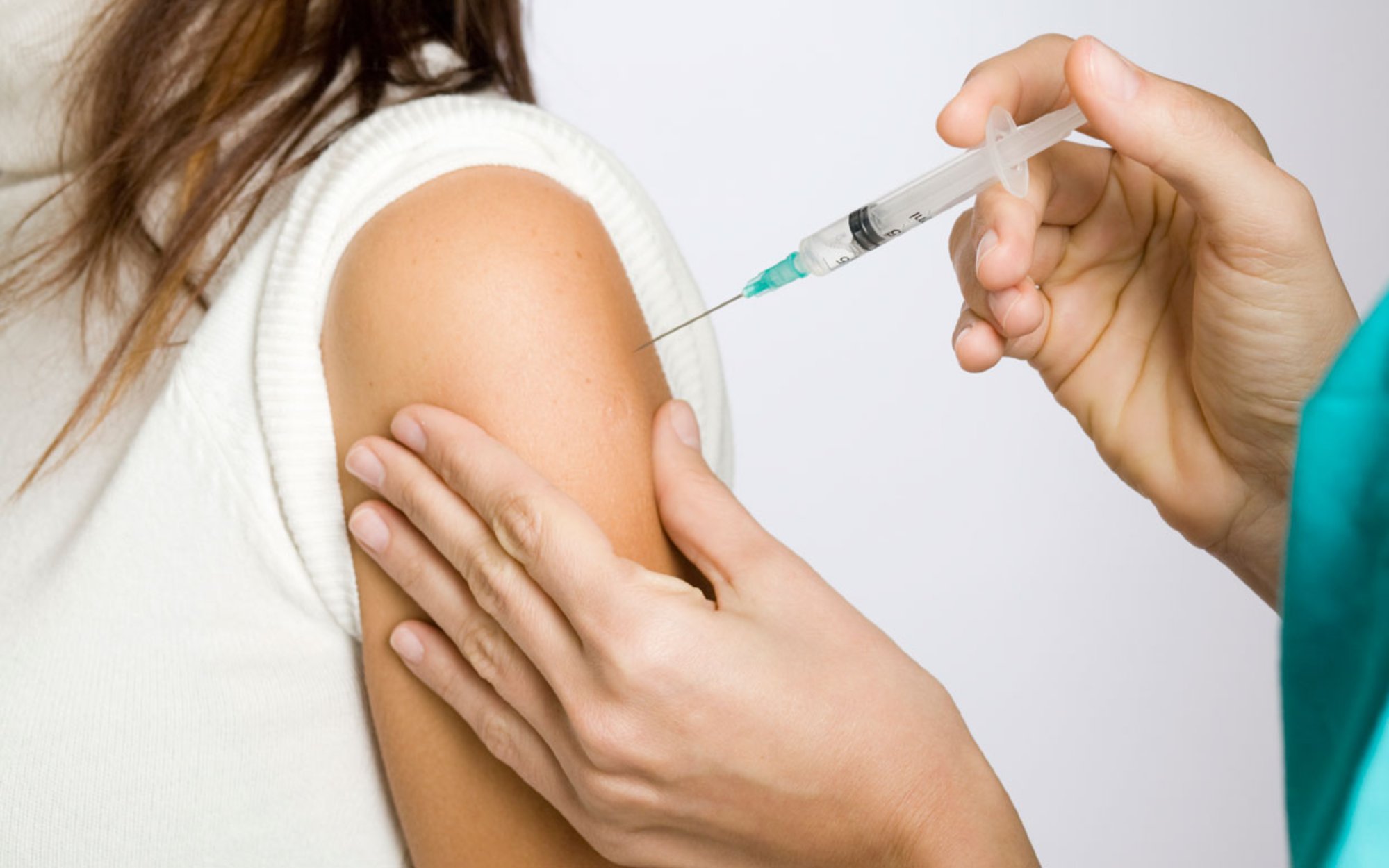 تزریق دز چهارم واکسن کرونا در این کشور