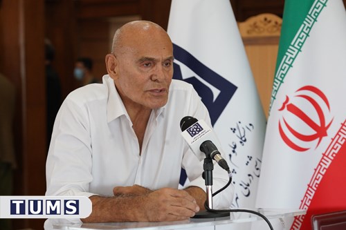 جمشید هاشم پور: برای به دست آوردن سلامتی بیشتر به واکسیناسیون بیشتر توجه کنید
