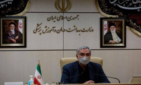 سلامت مردم را فدای هیچ چیز نمی کنیم