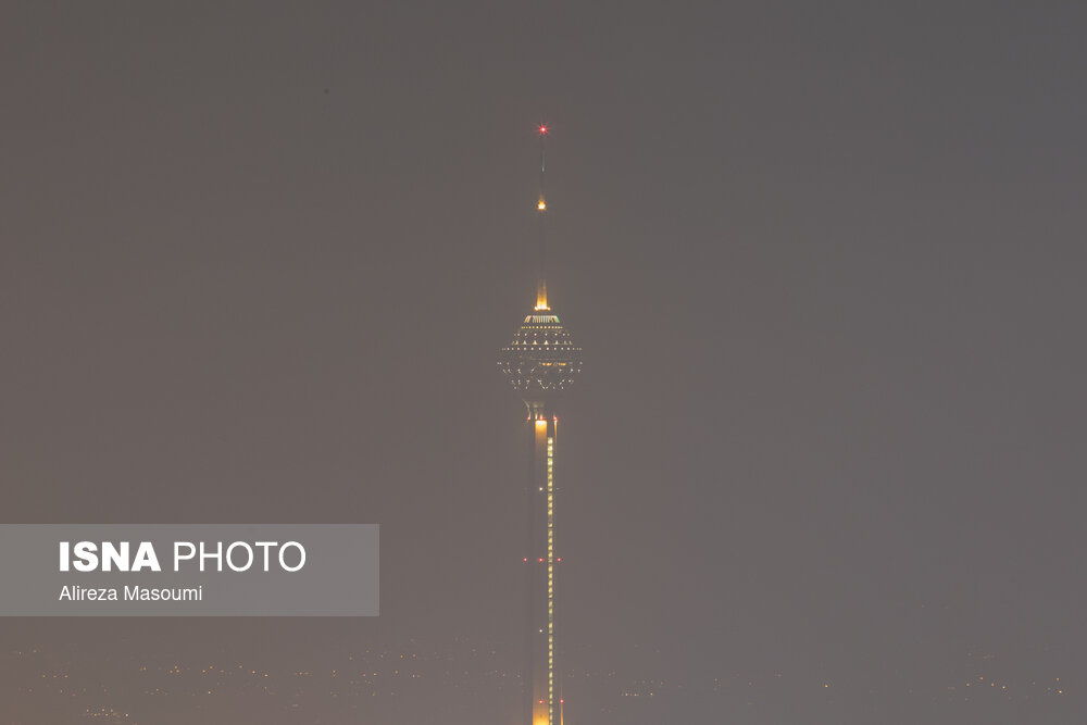 هوای آلوده تهران را در شب ببینید + عکس